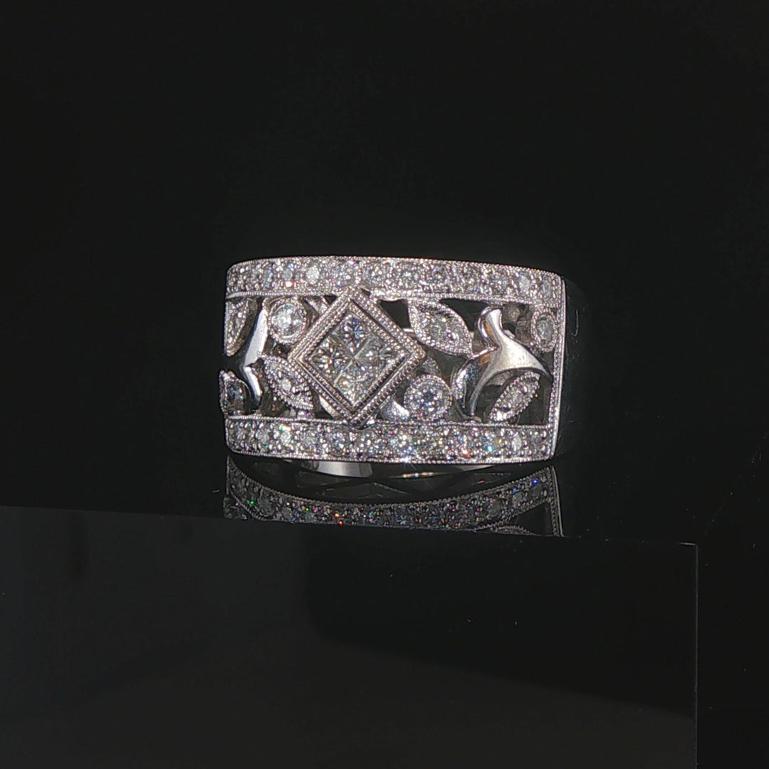 18k White Gold and 0.75cttw Diamond Vintage Floral Filigree Band Ring Size 7