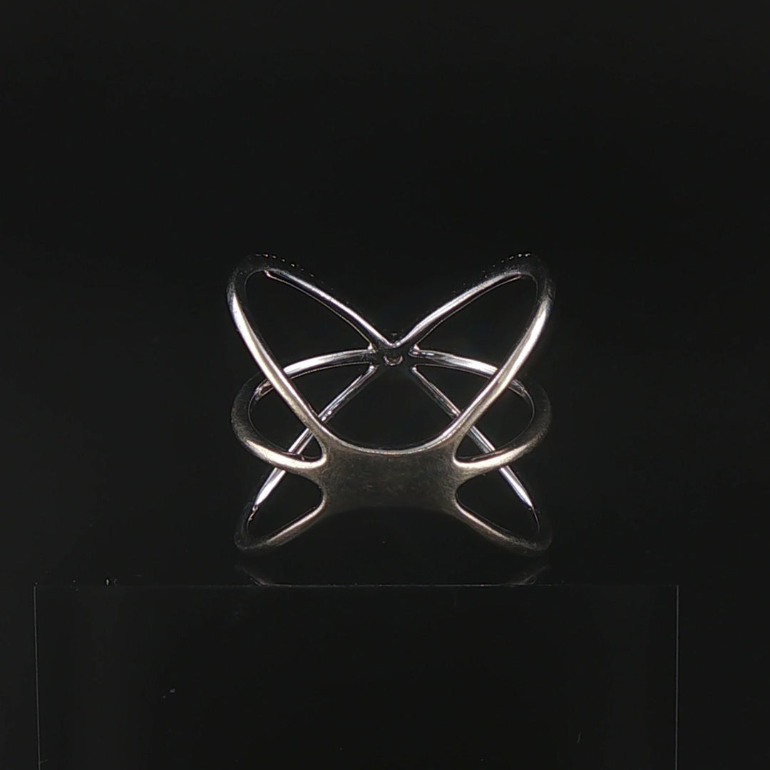 14k White Gold 0.25cttw Diamond Large Fancy Crisscross Band Ring Size 8.5