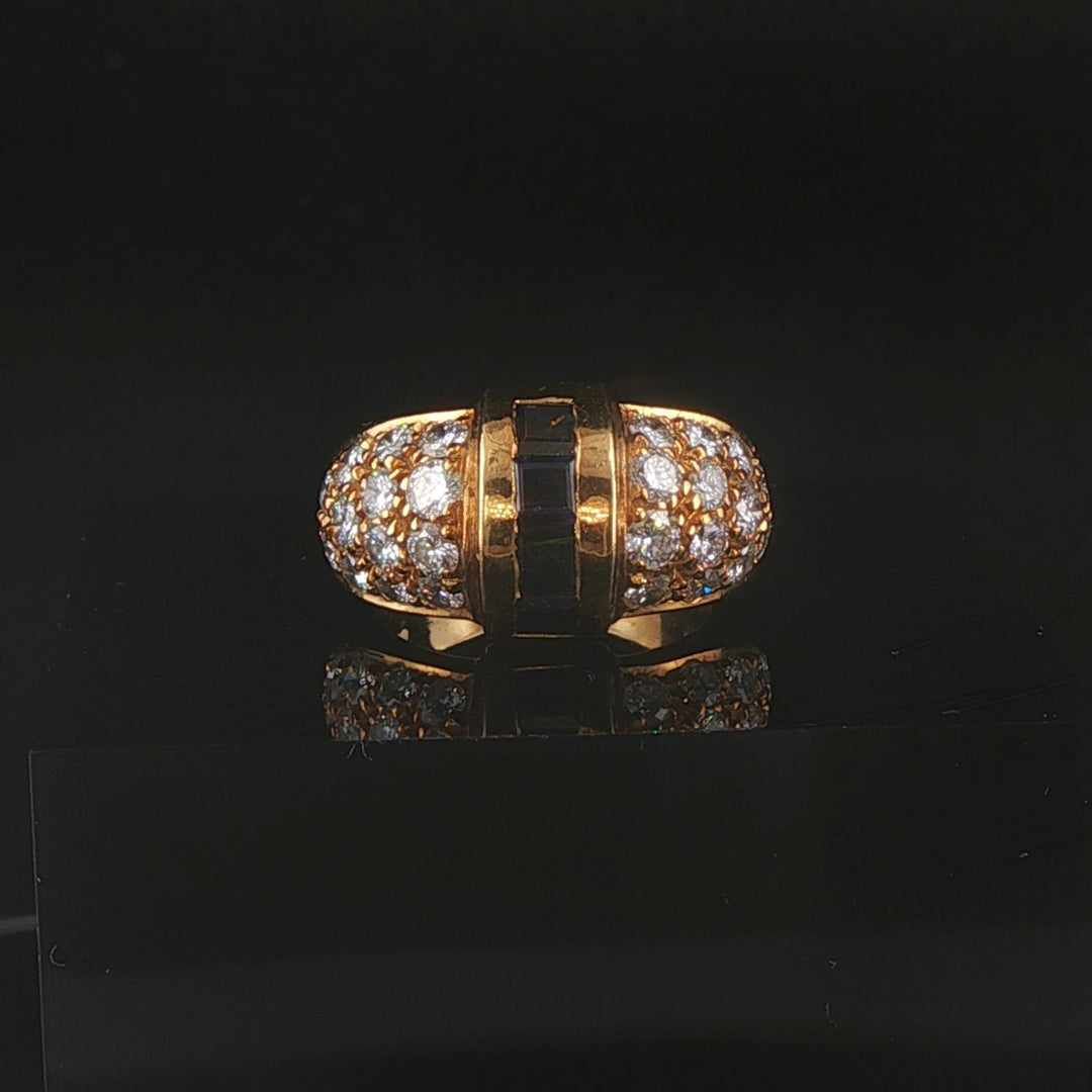 18k Yellow Gold Blue Sapphire and 1cttw Diamond Vintage Ring Size 3.25