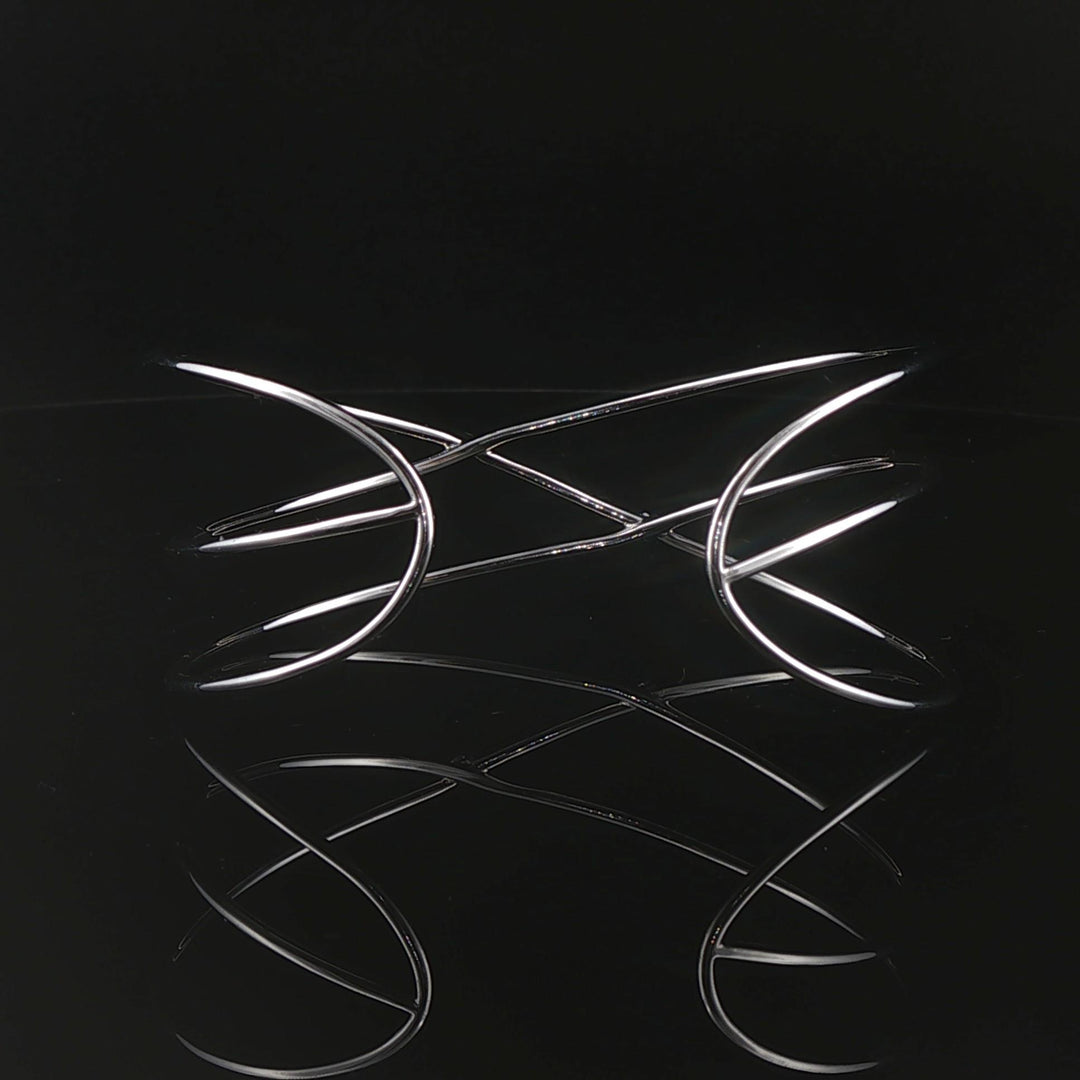 14k White Gold and Diamond 9.3g Crisscross Flex Cuff Bracelet 6.5"