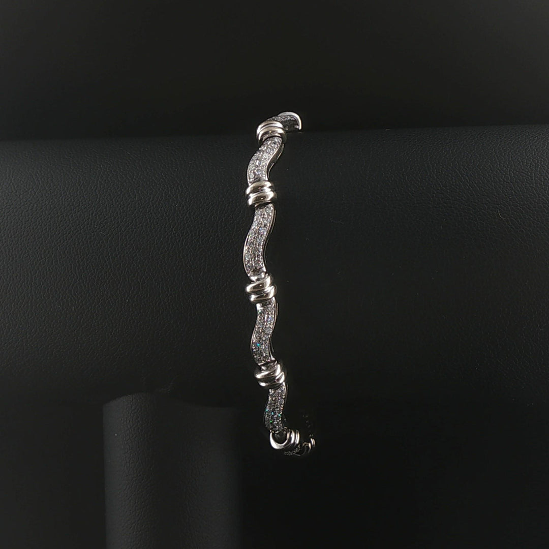 14k White Gold and 2cttw Diamond Curved Bar Link Bracelet 7"