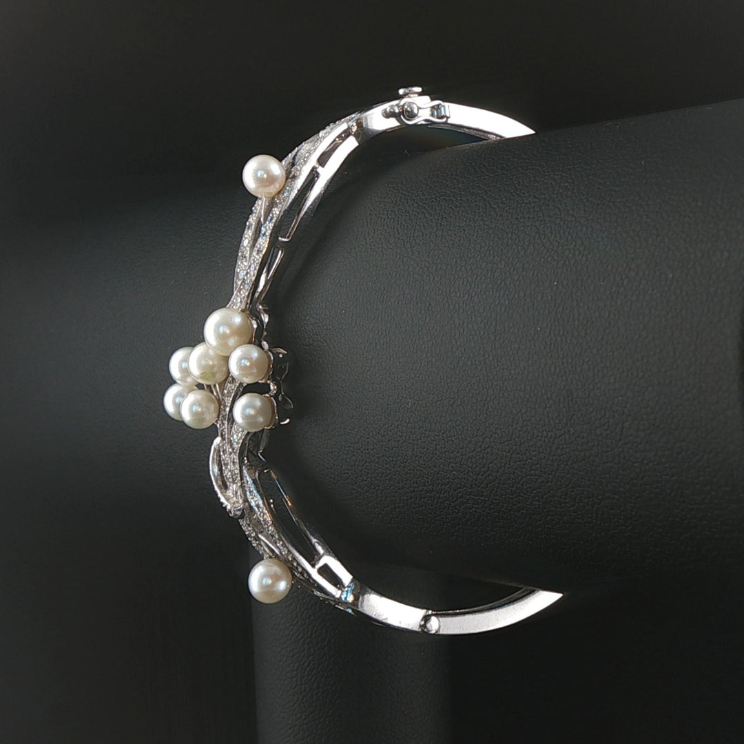 14k White Gold Blue Pearl and 0.75cttw Diamond Vintage Bangle Bracelet 6.75"