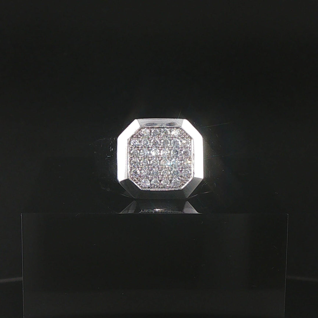 14k White Gold and 0.75cttw Pave Diamond Men's Signet Ring Size 9.75