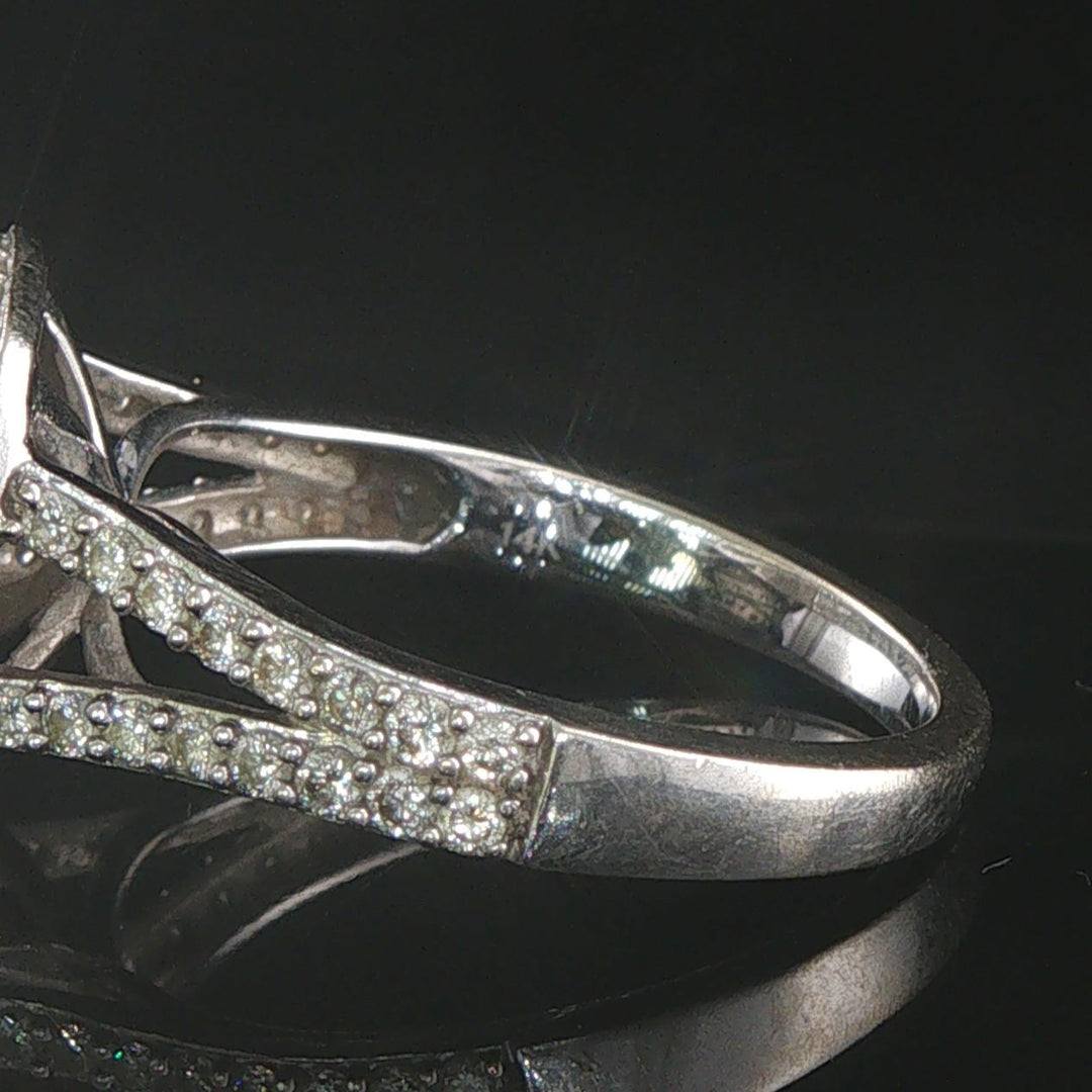 14k White Gold and 1cttw Diamond Ladies Cluster Ring Size 7