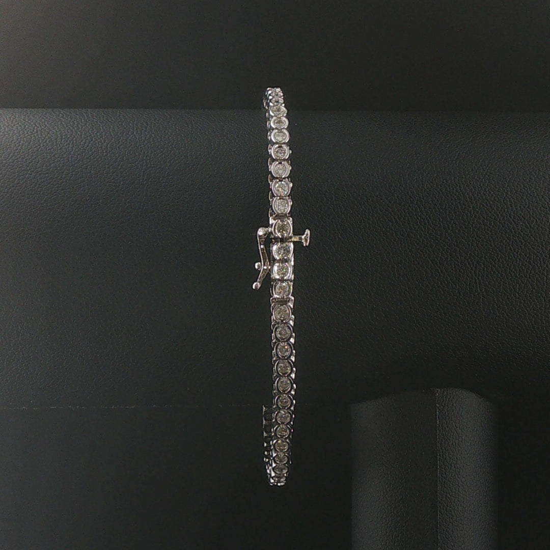 14k White Gold and 2.5cttw Bezel Set Diamond Tennis Bracelet 7.25"