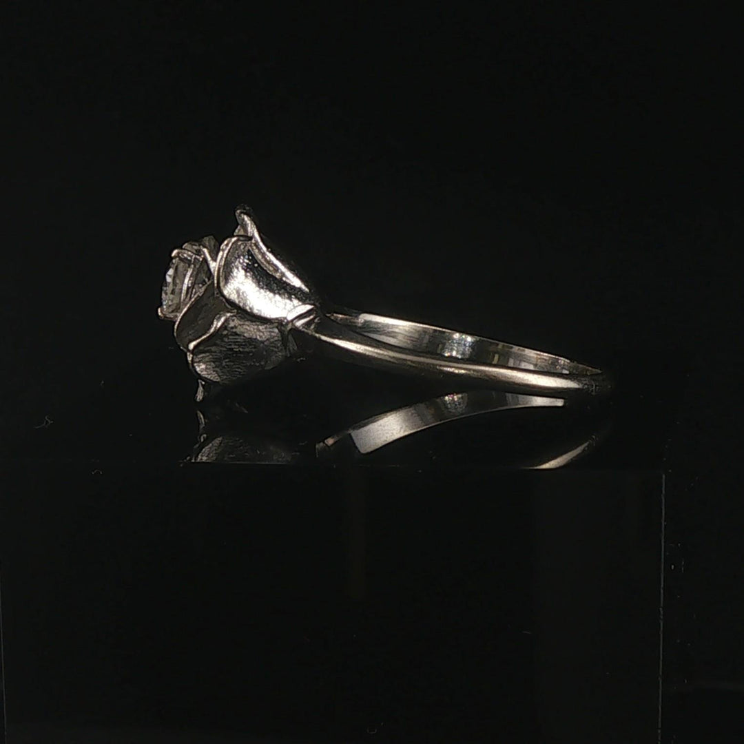 14k White Gold and 0.50ct Round Cut Diamond Vintage Rose Ring Size 8