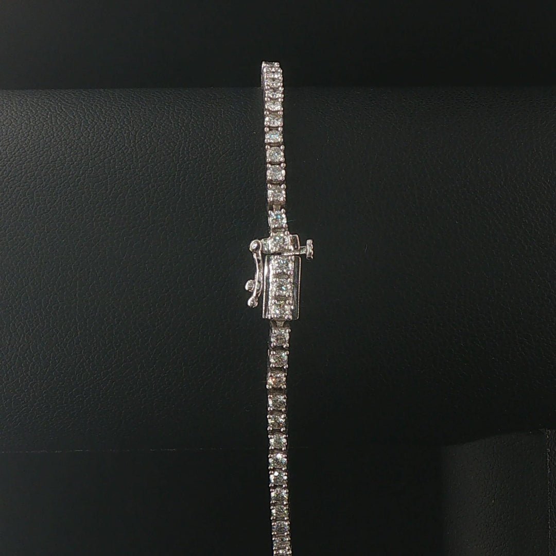 14k White Gold and 2.75cttw Diamond Tennis Bracelet 7.5"