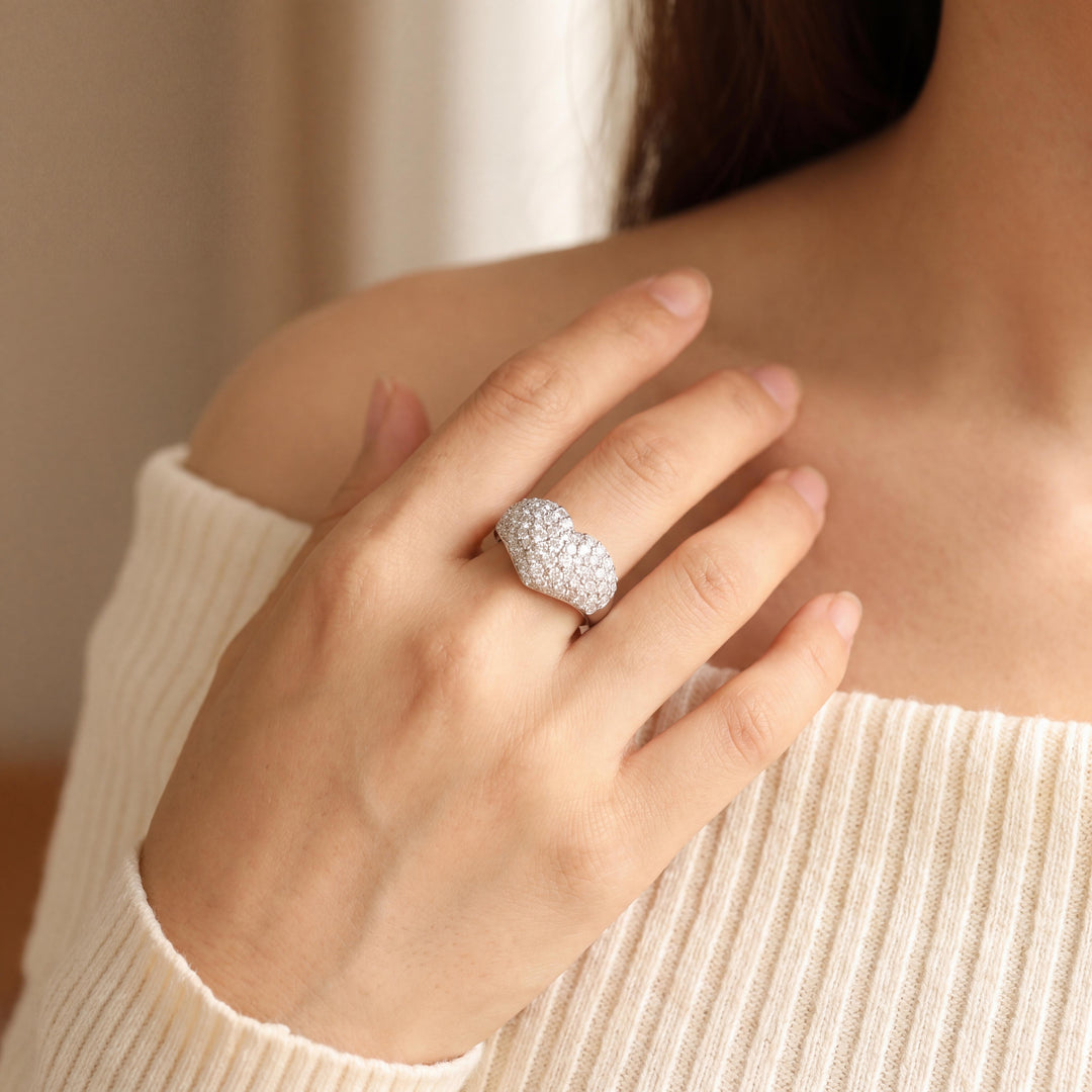 14k White Gold and 2.50cttw Pave Set Diamond Heart Ring Size 10