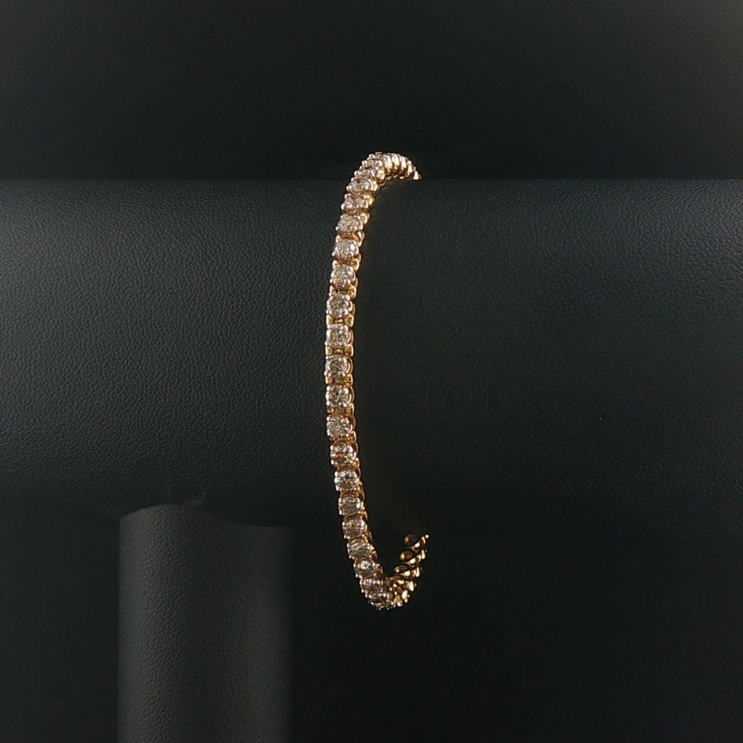 14k Yellow Gold and 4.5cttw Diamond Vintage Tennis Bracelet 7"