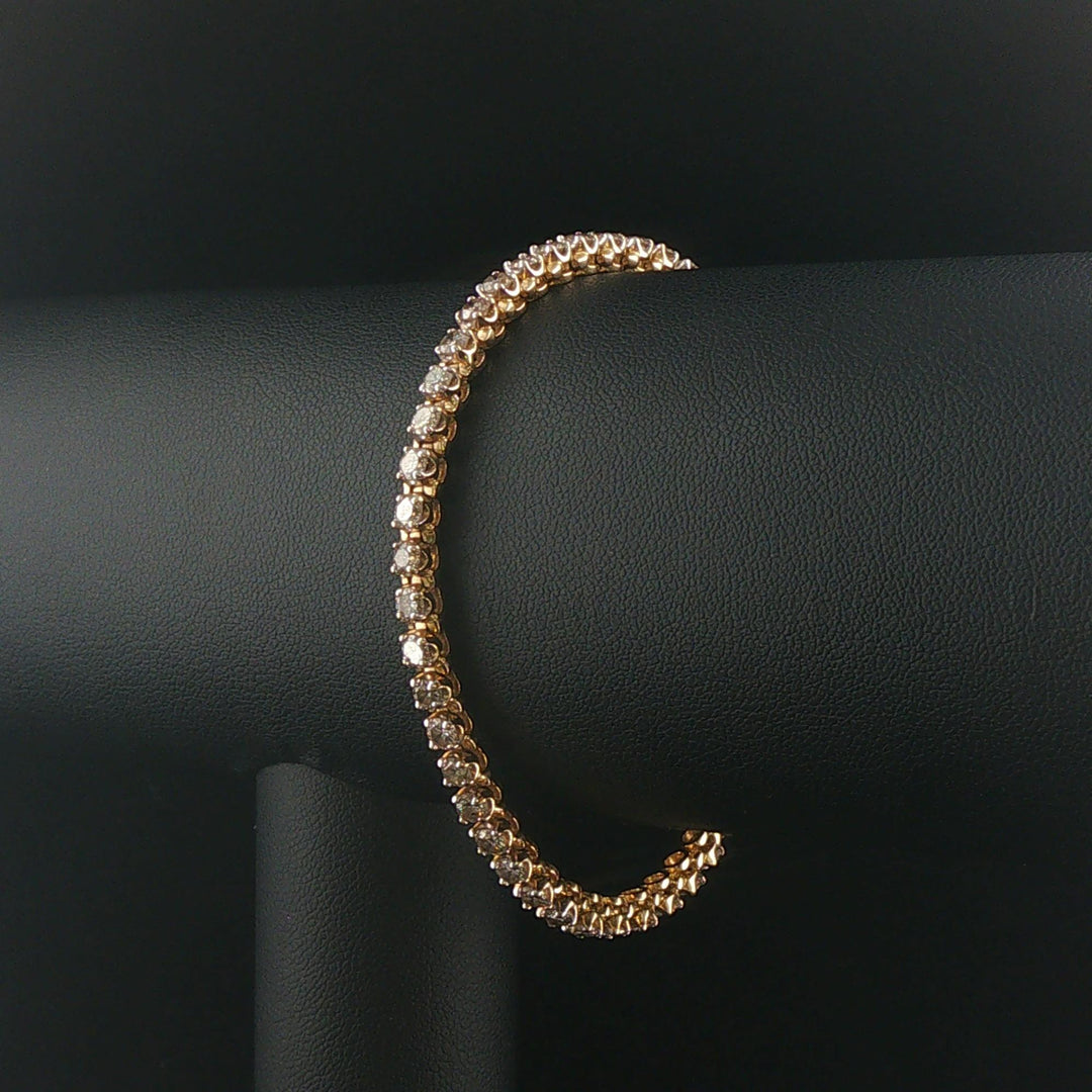 14k Yellow Gold and 4.5cttw Diamond Vintage Tennis Bracelet 7"