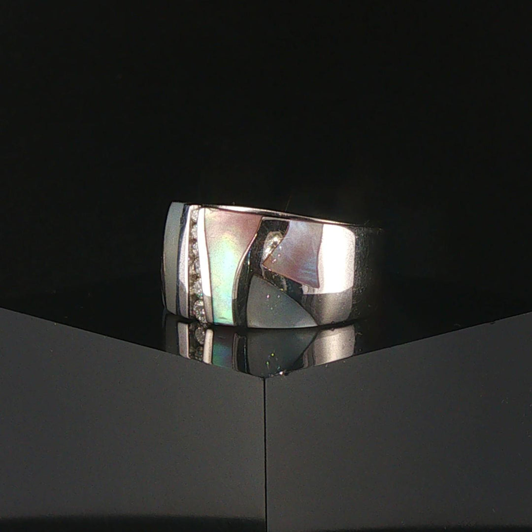 14k White Gold Mother of Pearl Inlay and Diamond Band Ring Size 7