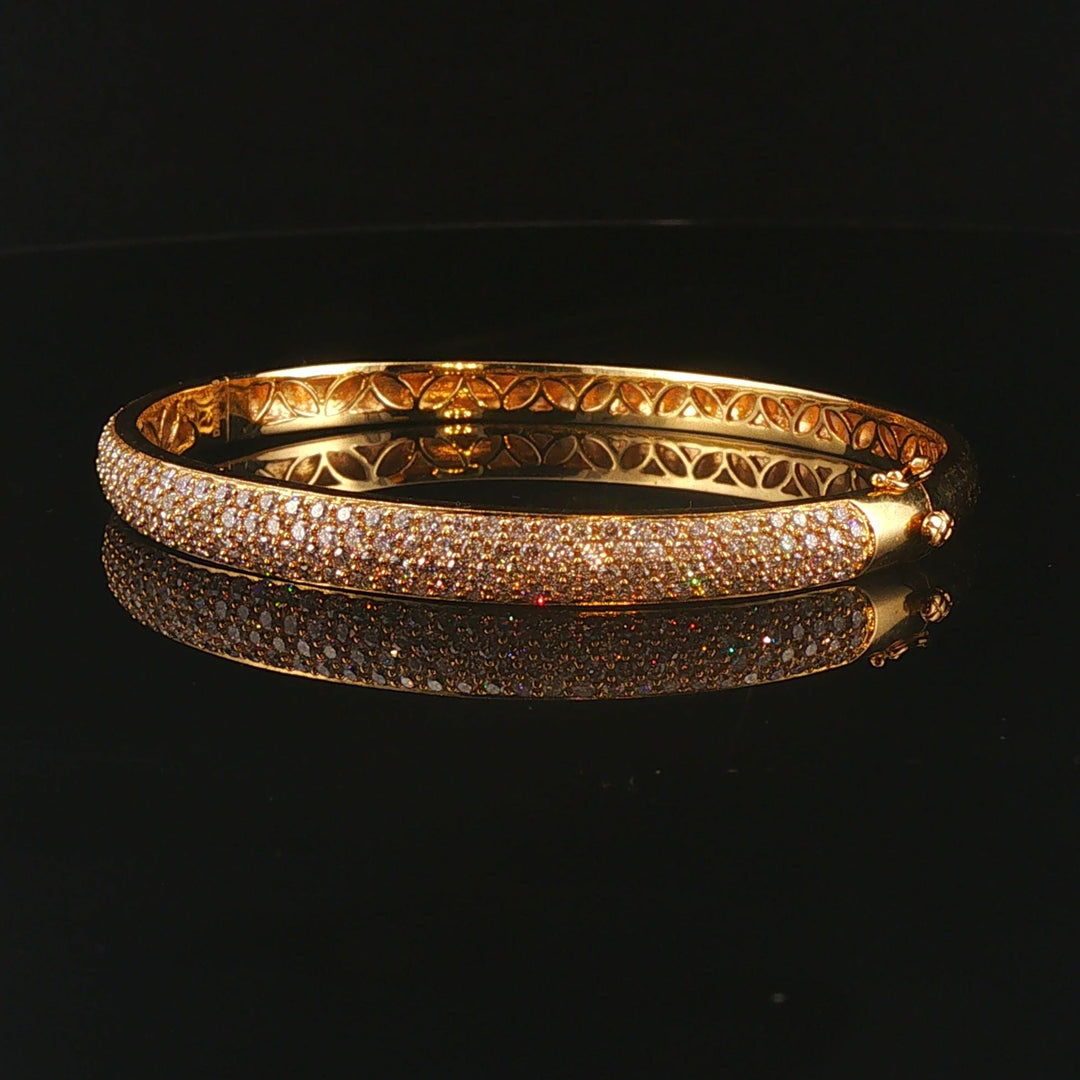 18k Yellow Gold 2.55cttw Pave Set Diamond Solid Heavy Bangle Bracelet 6.5"
