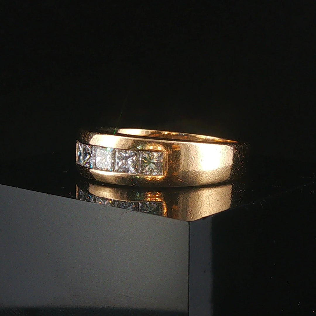 14k Yellow Gold and 0.75cttw Princess Cut Diamond Men's Band Ring Size 9.5