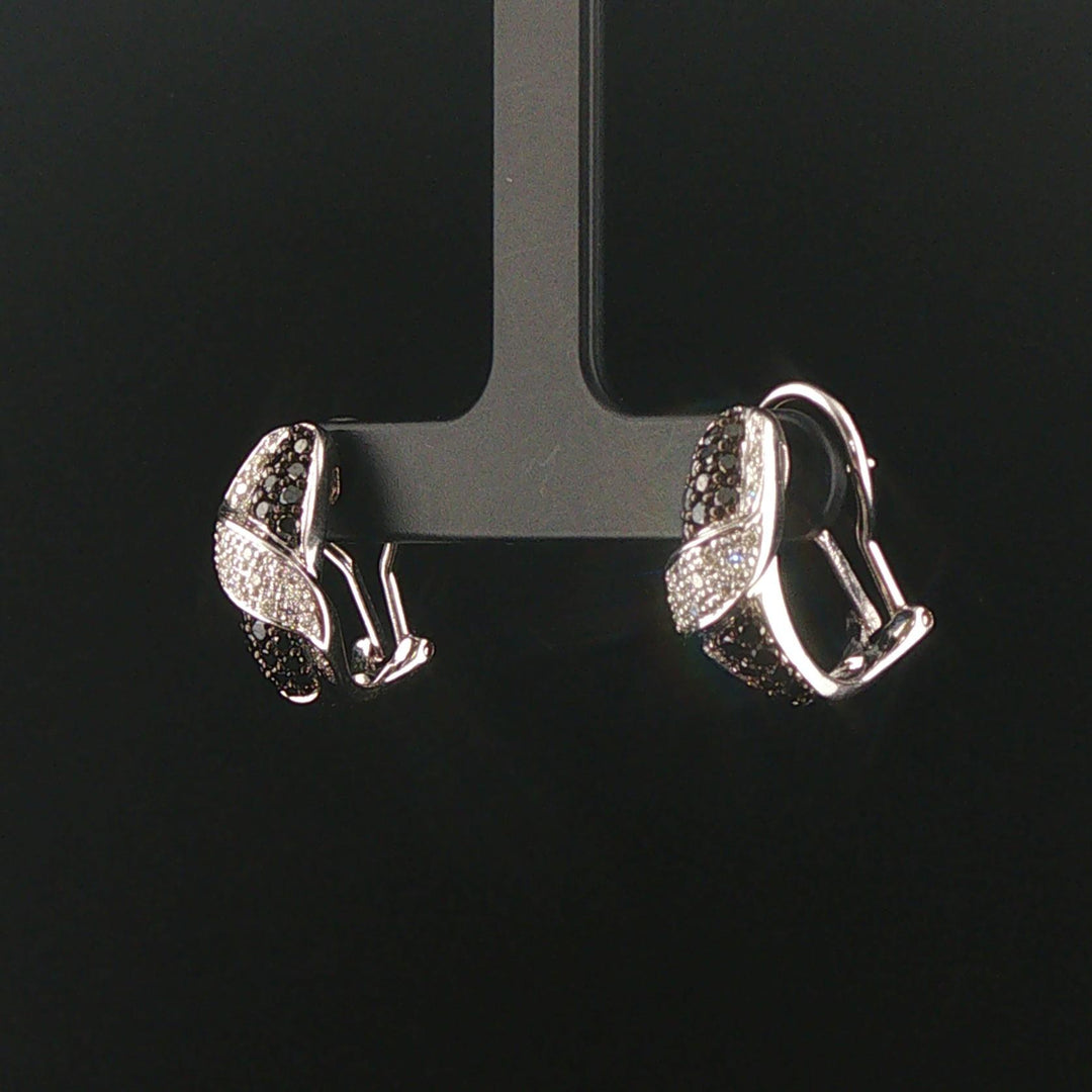 14k White Gold 0.50cttw Black and White Diamond Huggie Earrings