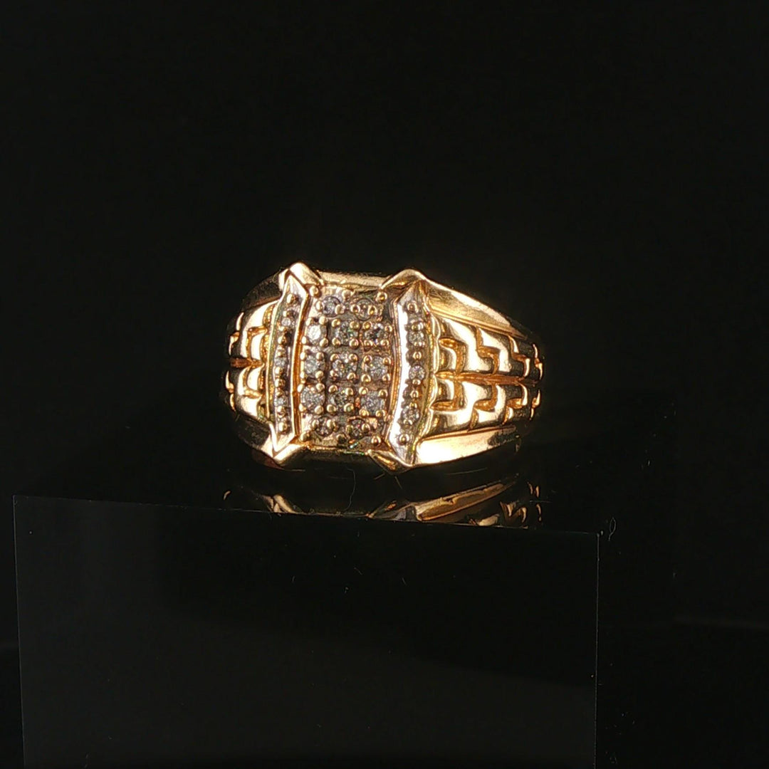 14k Yellow Gold and Diamond 7g Men's Fancy Ring Size 10.25