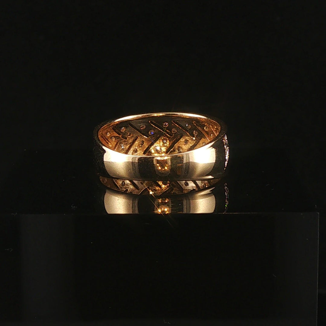 14k Yellow Gold and 0.15cttw Diamond Fancy Small Band Ring Size 6
