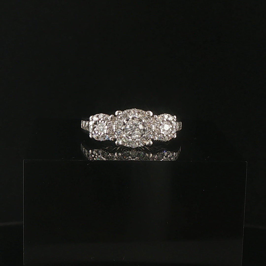14k White Gold and 0.60cttw Three Diamond Cluster Ring Size 5.5