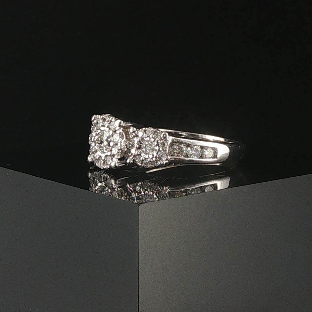 14k White Gold and 0.60cttw Three Diamond Cluster Ring Size 5.5