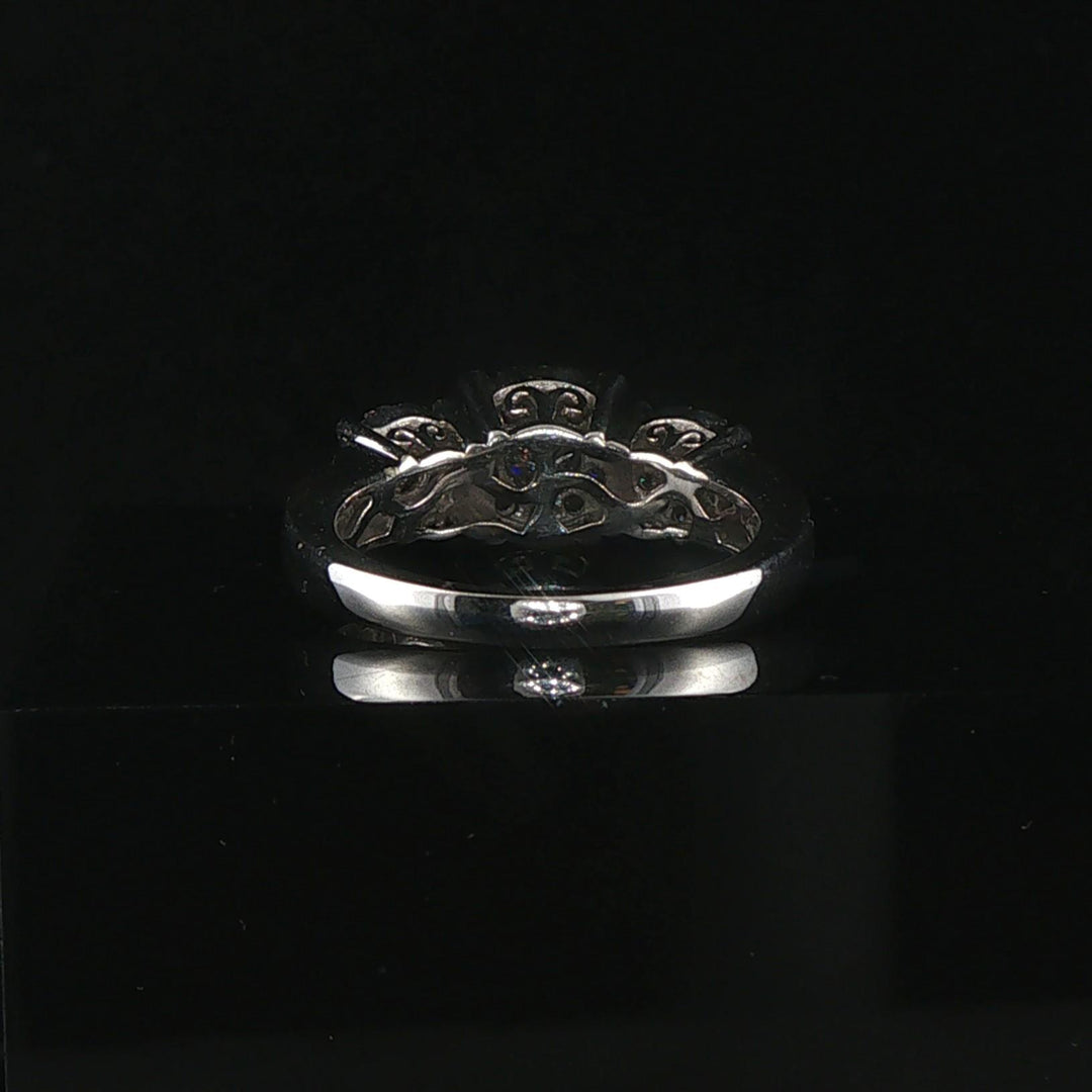 14k White Gold and 0.60cttw Three Diamond Cluster Ring Size 5.5