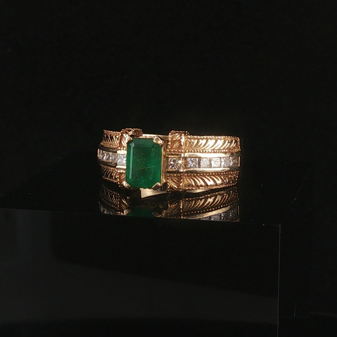 Effy 14k Yellow Gold Emerald and Diamond 9g Solid Ring Size 7