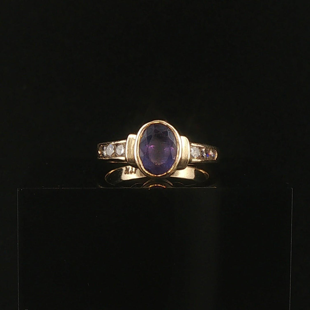 14k Yellow Gold Bezel Set Tanzanite and Diamond Vintage Ring Size 7