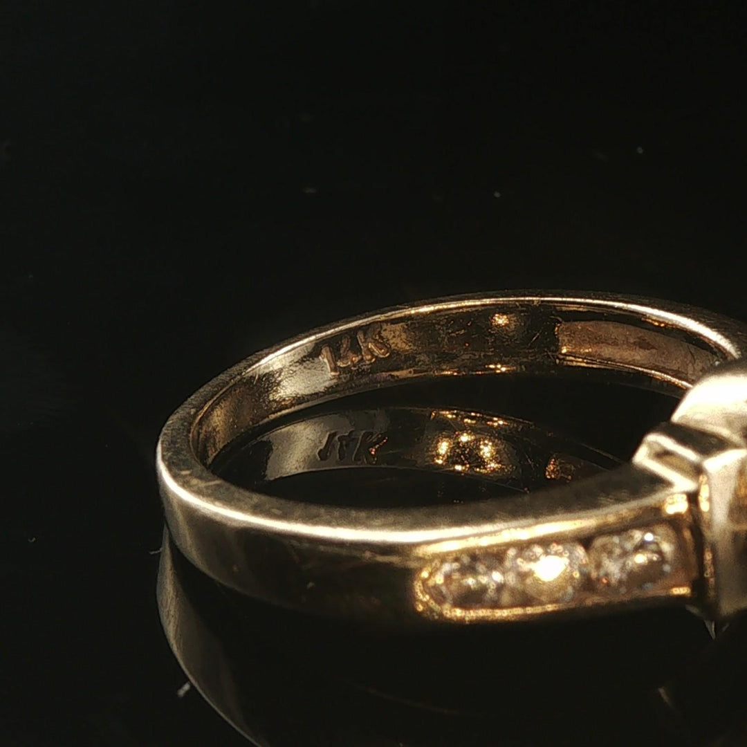 14k Yellow Gold Bezel Set Tanzanite and Diamond Vintage Ring Size 7