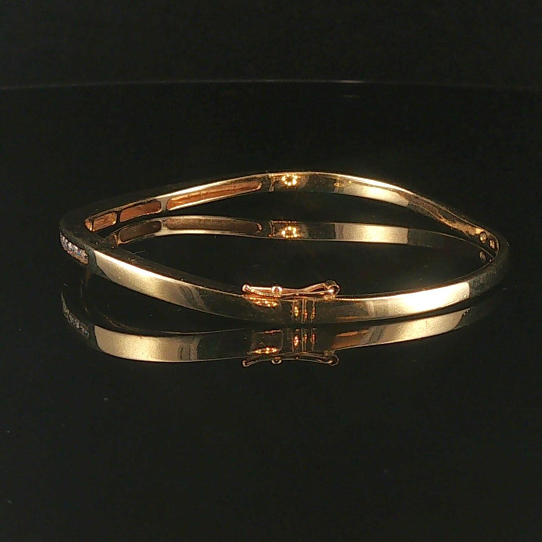 14k Yellow Gold and 0.50cttw Diamond 10.6g Curved Bangle Bracelet 6.5"
