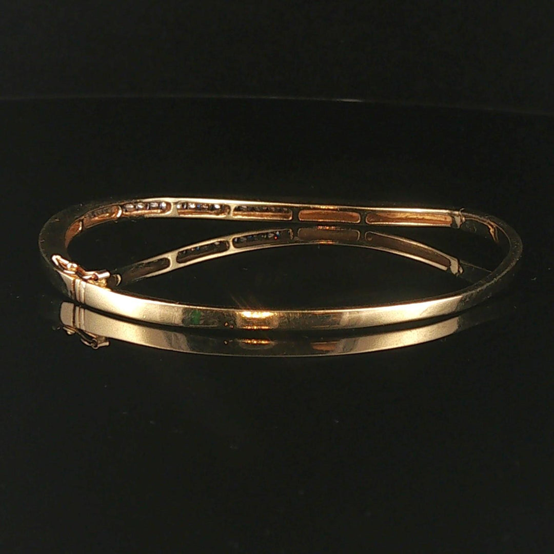 14k Yellow Gold and 0.50cttw Diamond 10.6g Curved Bangle Bracelet 6.5"