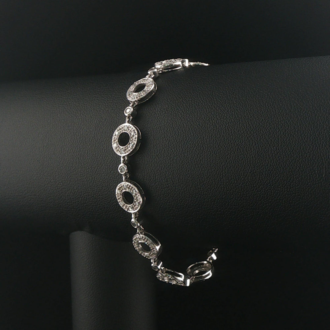 14k White Gold and 1cttw Diamond 10g Circle Link Bracelet 7"