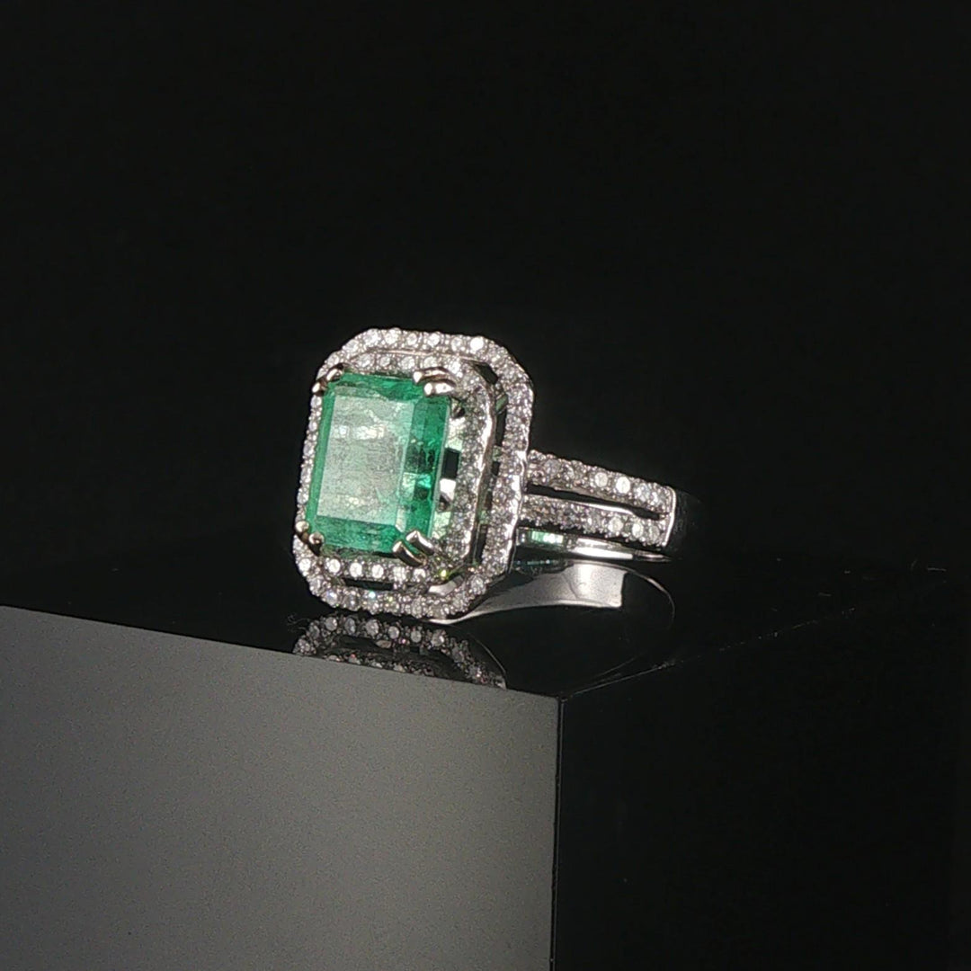 14k White Gold 2.95ct Natural Emerald and Diamond Halo Ring Size 7