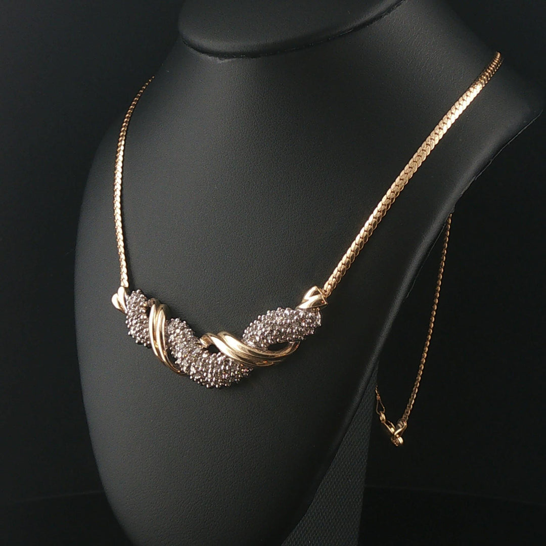 14k Yellow Gold and 1.50cttw Diamond Pendant Herringbone Link Necklace Italy 18"