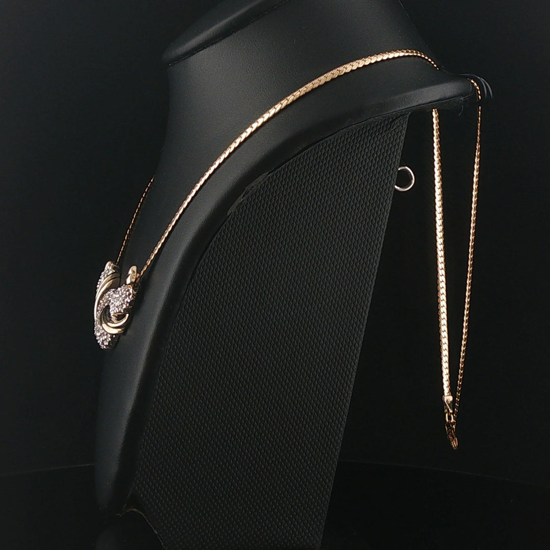 14k Yellow Gold and 1.50cttw Diamond Pendant Herringbone Link Necklace Italy 18"