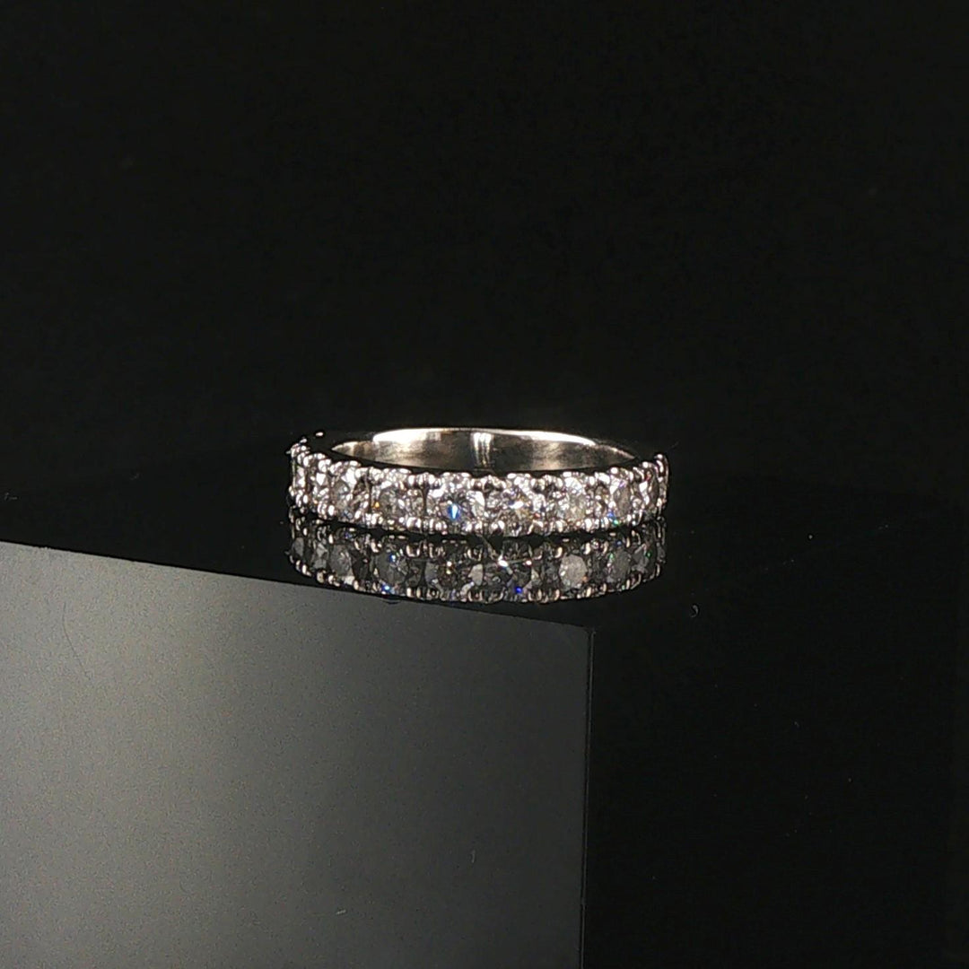 14k White Gold and 1cttw Diamond Half Eternity Band Ring Size 4.5