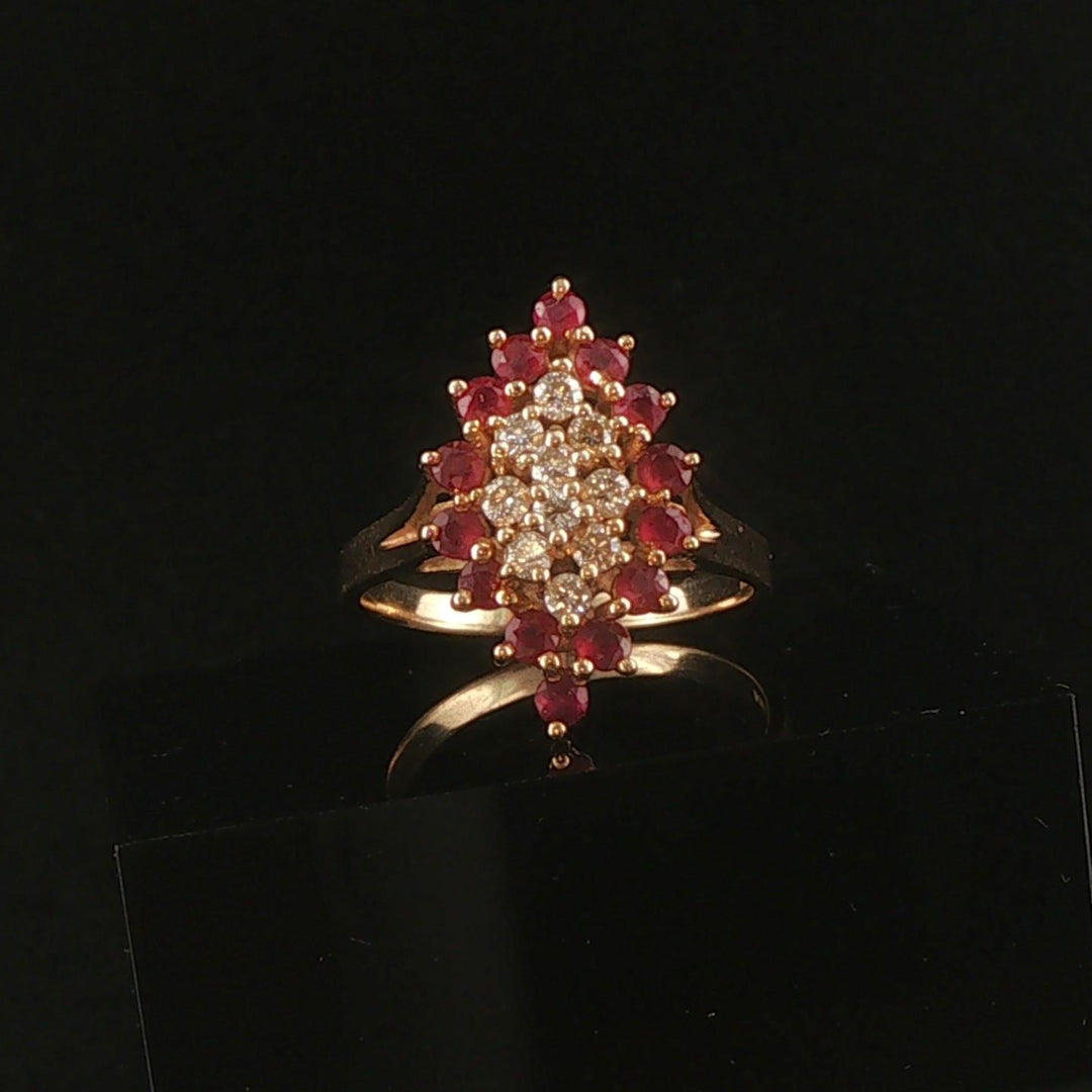 14k Yellow Gold Ruby and Diamond Vintage Cluster Ring Size 8