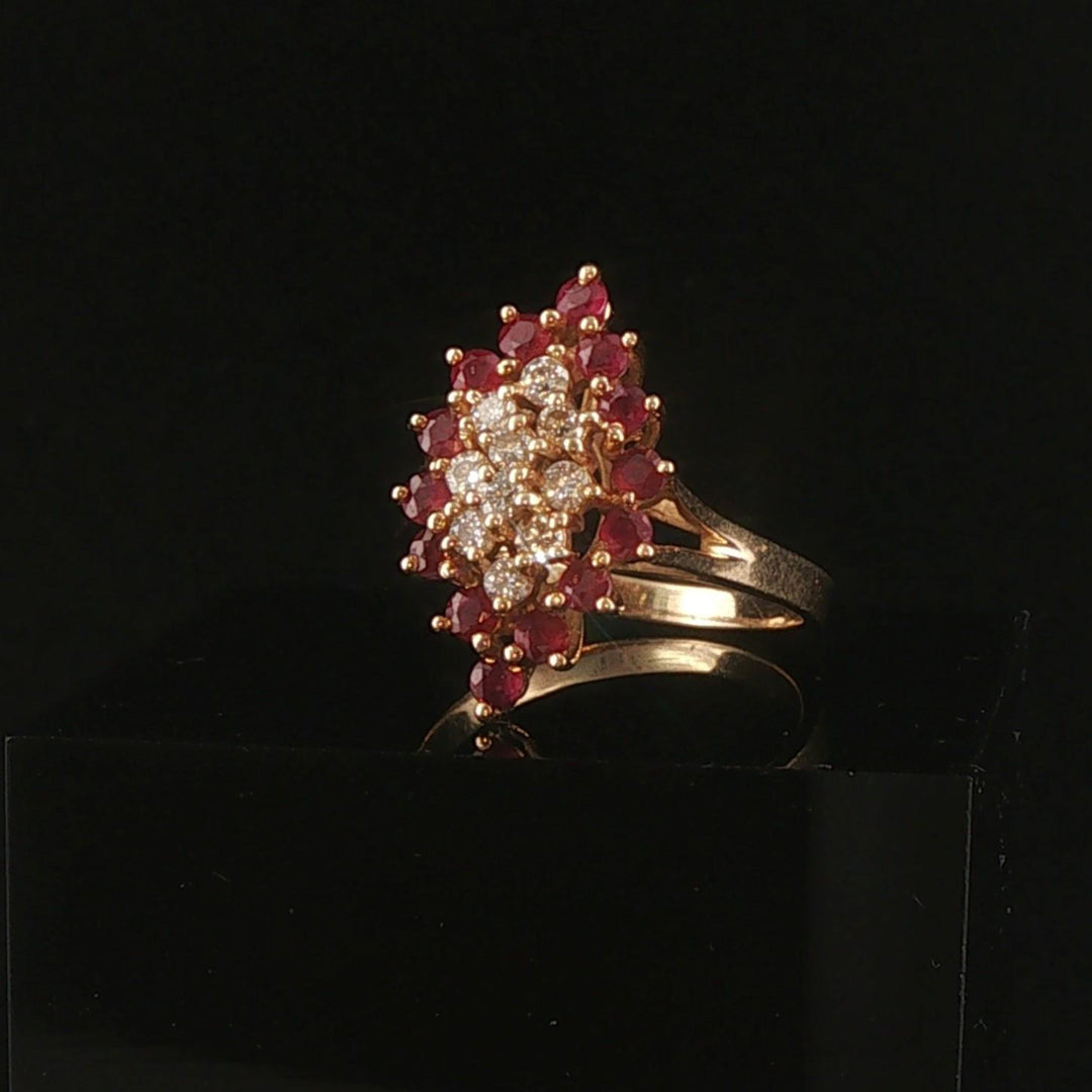 14k Yellow Gold Ruby and Diamond Vintage Cluster Ring Size 8