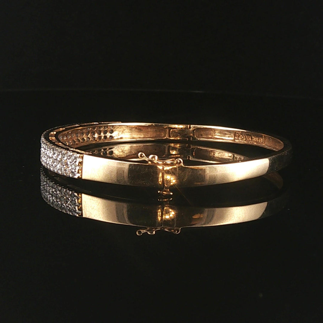 14k Yellow Gold and 1cttw Pave Diamond Bangle Bracelet 6.75"