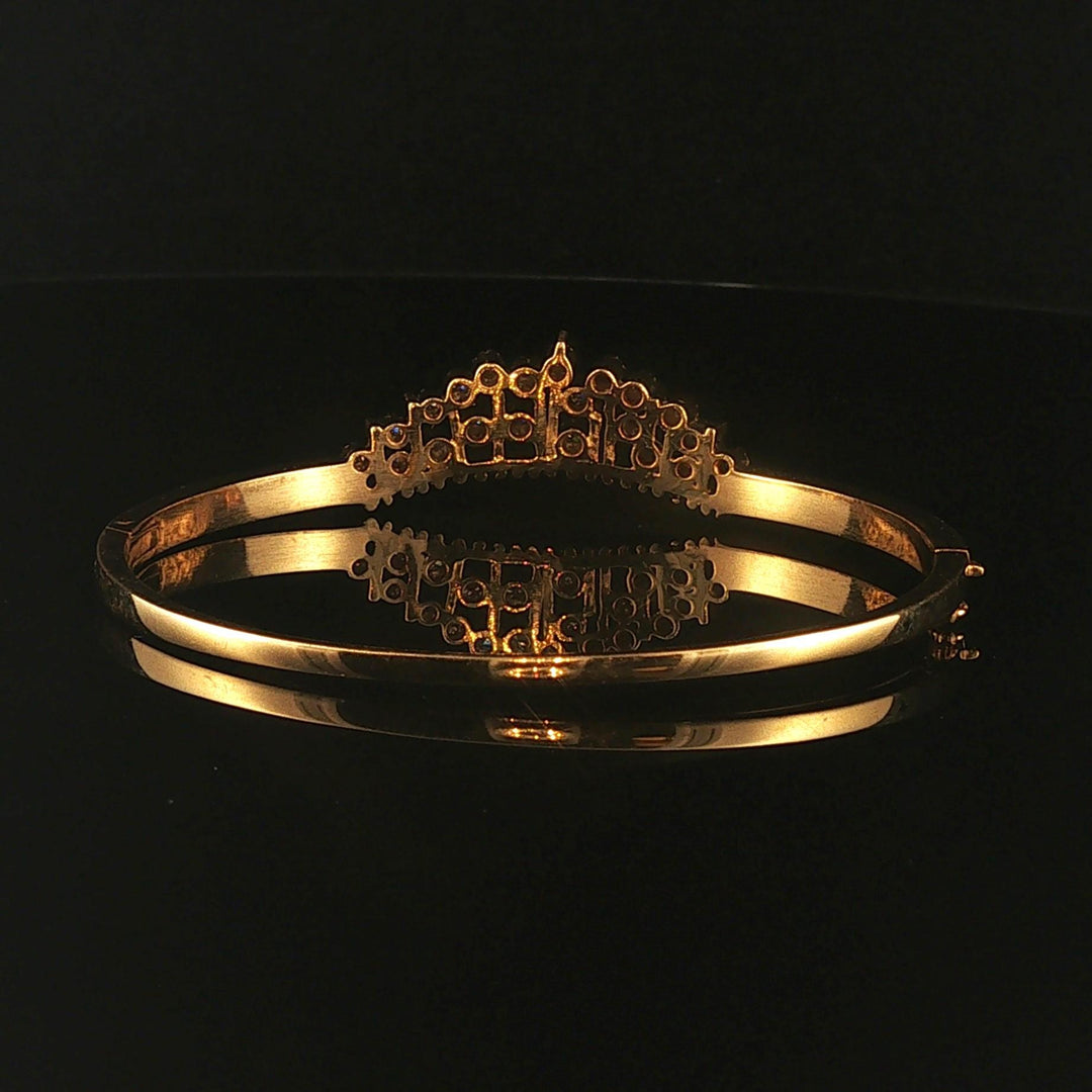 18k Yellow Gold and 0.40cttw Diamonds 16.3g Vintage Crown Bangle Bracelet 6.5"