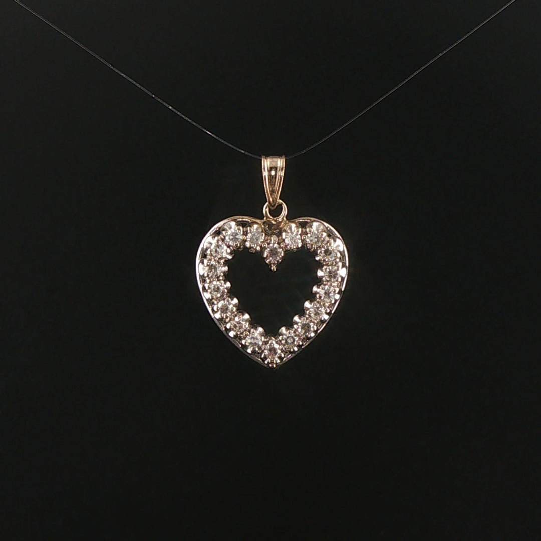 14k White Gold and 0.30cttw Diamond Vintage Heart Pendant 1"