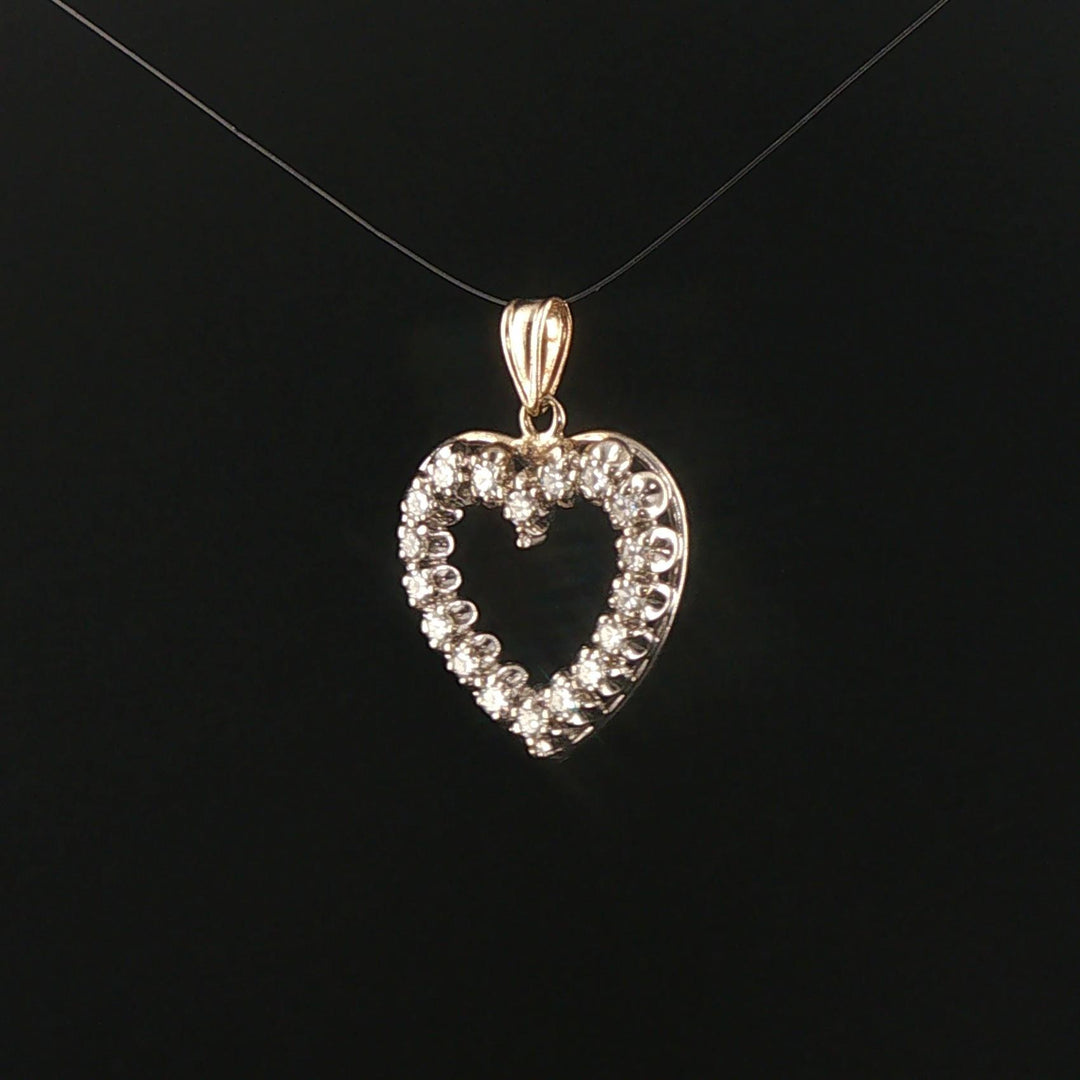 14k White Gold and 0.30cttw Diamond Vintage Heart Pendant 1"