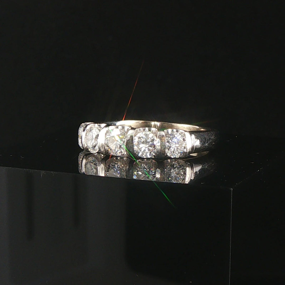 14k White Gold and 1cttw Five Diamond Vintage Band Ring Size 6
