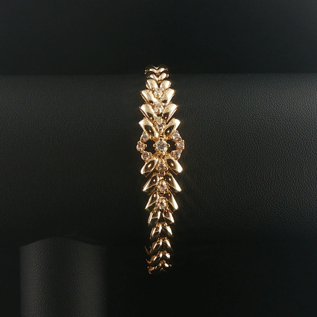 14k Yellow Gold and 0.50cttw Diamond Ladies Fancy V Link Bracelet 7"