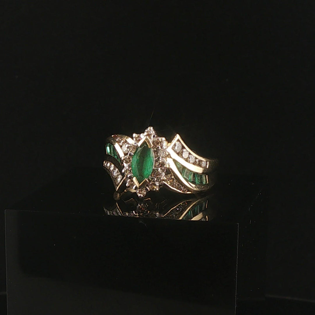 14k Yellow Gold Emerald and Diamond Ladies Fancy Ring Size 8.5