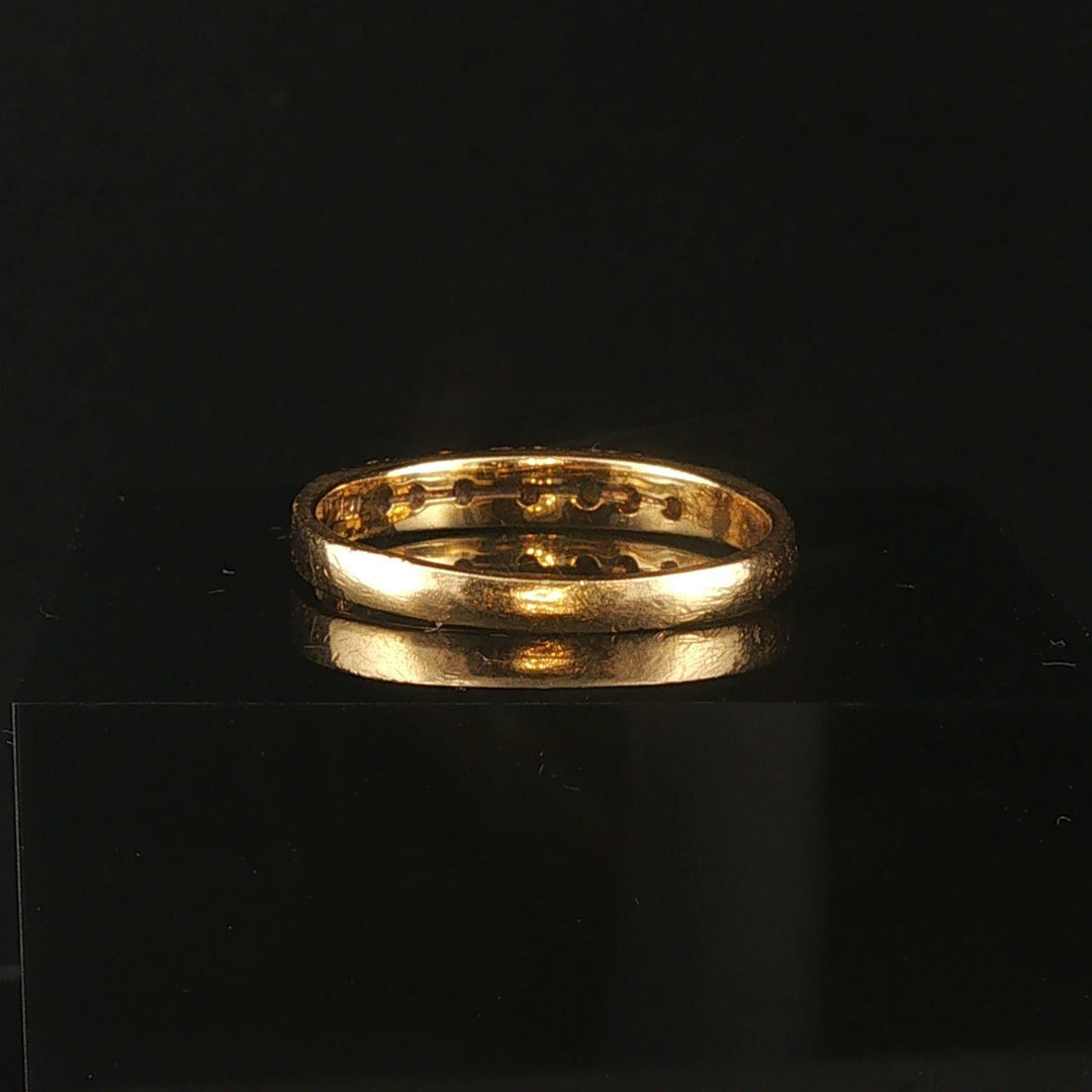 18k Yellow Gold and Diamond Solid Vintage Band Ring Size 8.5
