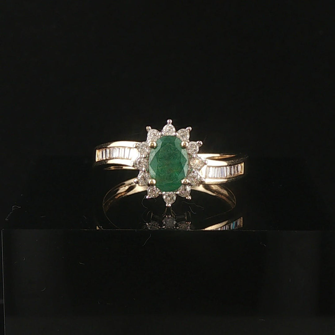 14k Yellow Gold Emerald and Diamond Halo Ladies Ring Size 8