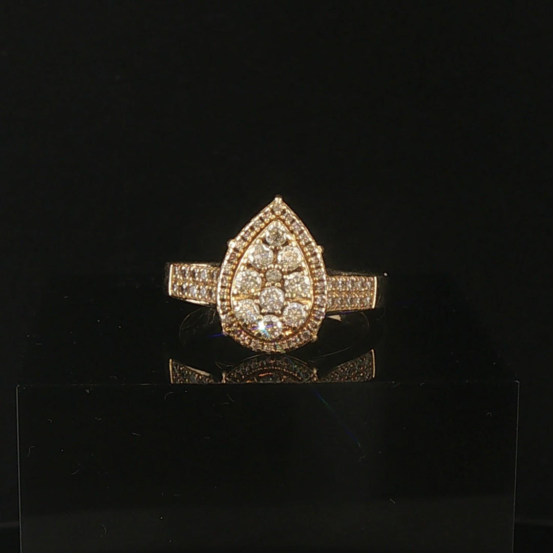 14k Yellow Gold and 0.50cttw Diamond Pear Shaped Cluster Ring Size 7