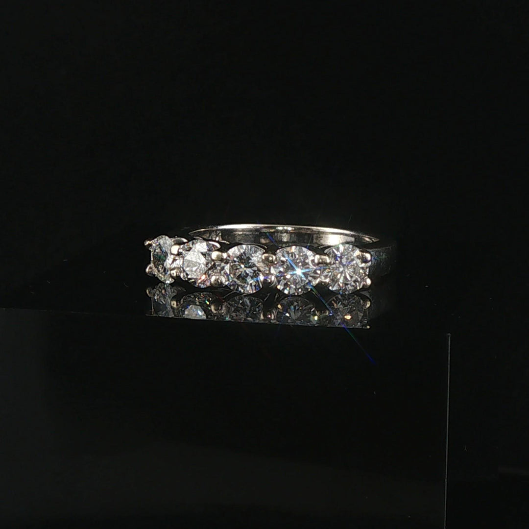 14k White Gold and 1.50cttw Five Diamond Vintage Ring Size 8