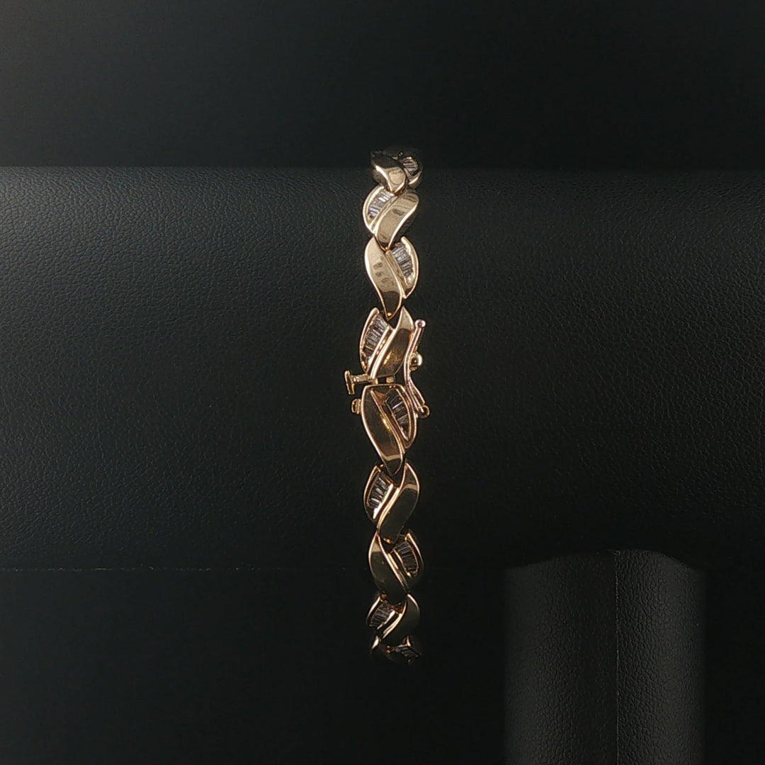14k Yellow Gold and 1cttw Baguette Diamond Fancy Link Bracelet 7"