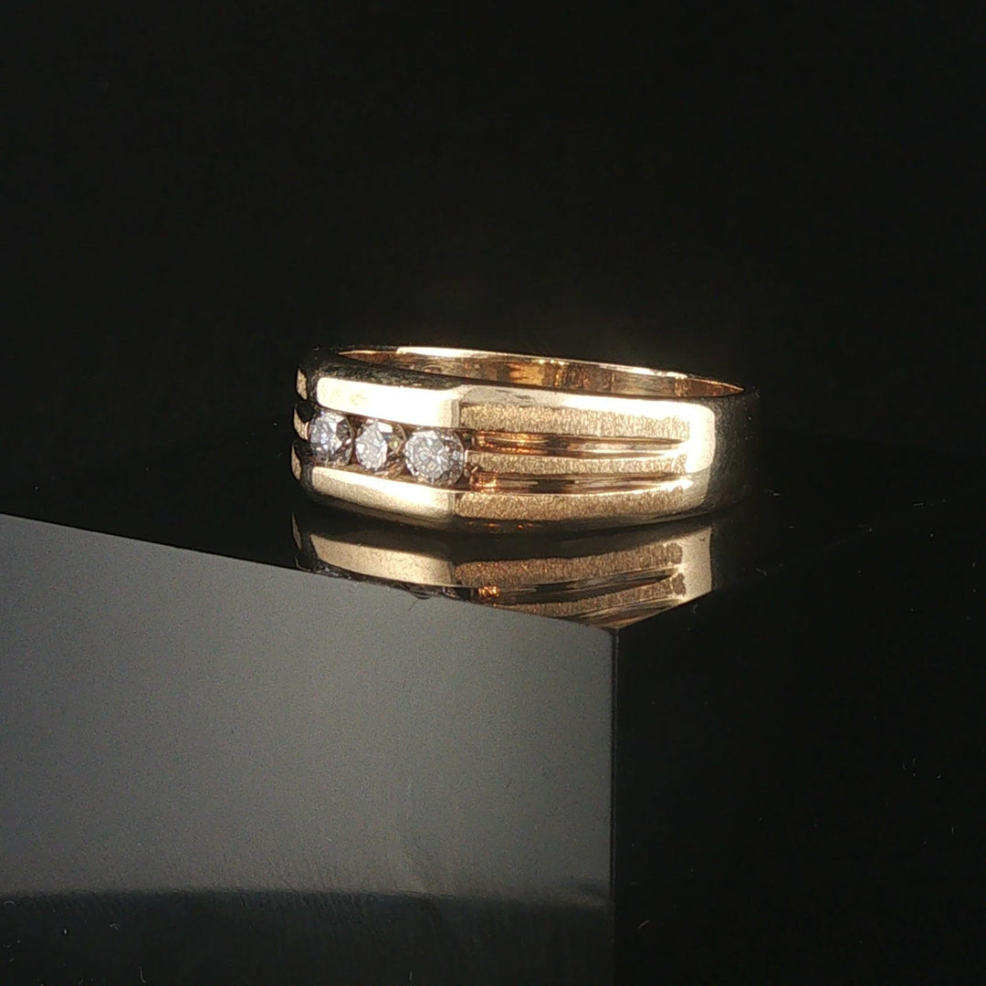 14k Yellow Gold and 0.40cttw Three Diamond Men's Band Ring Size 11