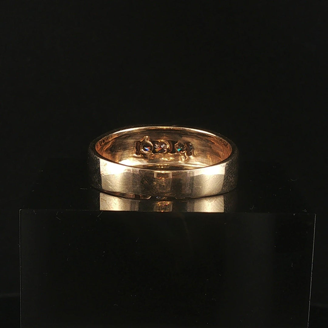 14k Yellow Gold and 0.40cttw Three Diamond Men's Band Ring Size 11