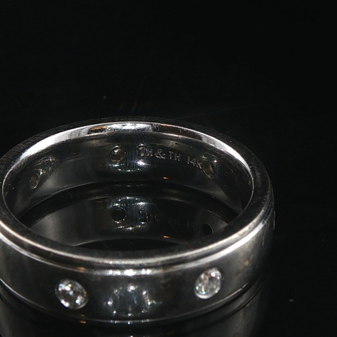 14k White Gold and 0.15cttw Flush Set Diamond 6mm Band Ring Size 8.25